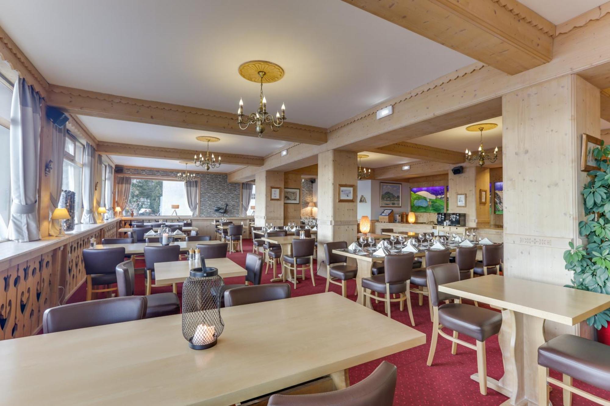 Le Castillan Alpe d'Huez ภายนอก รูปภาพ
