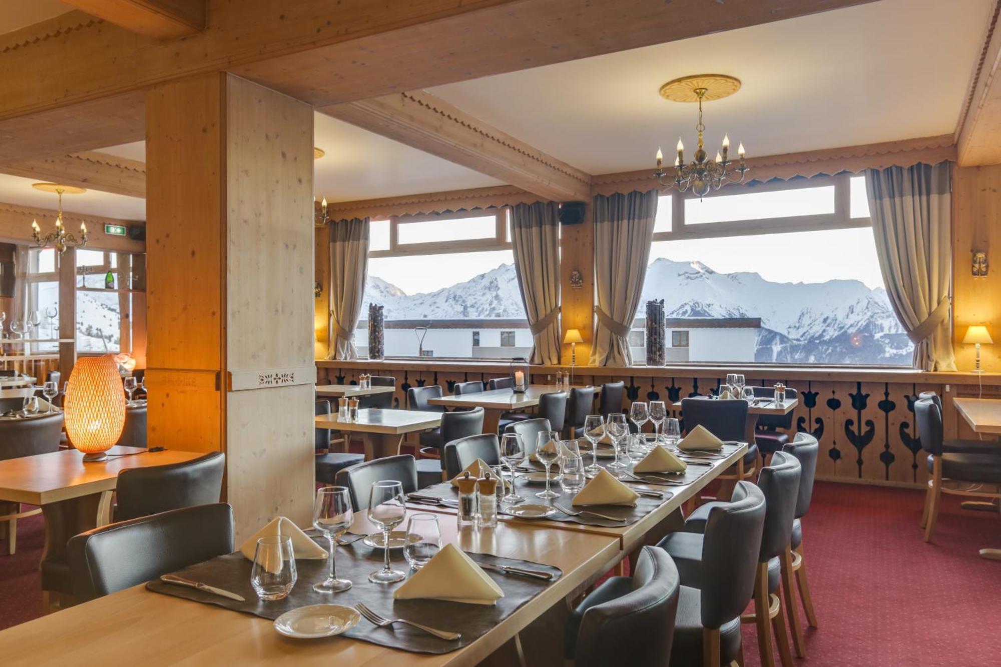 Le Castillan Alpe d'Huez ภายนอก รูปภาพ