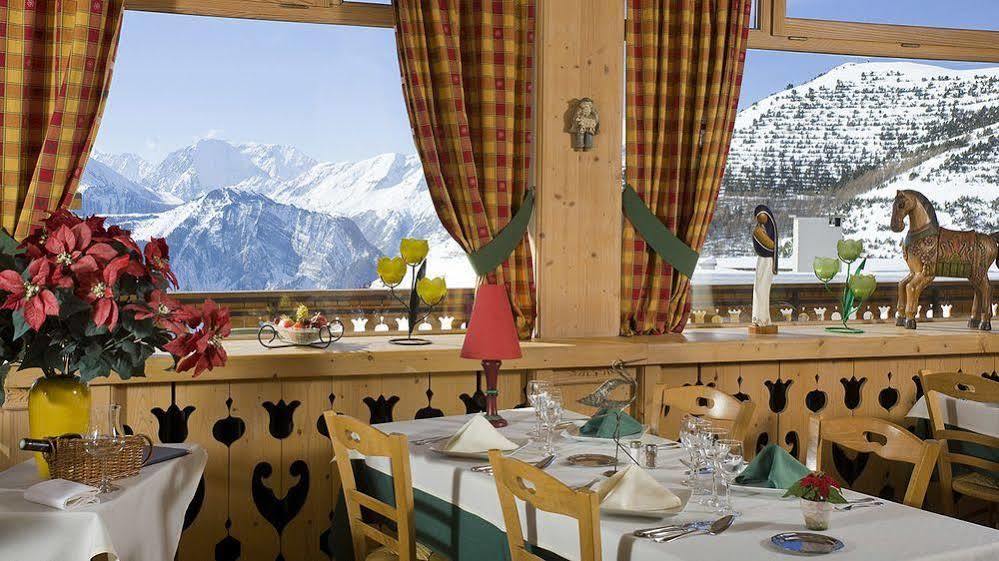 Le Castillan Alpe d'Huez ภายนอก รูปภาพ