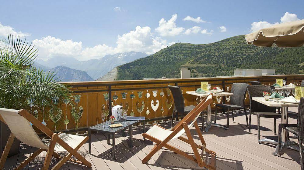 Le Castillan Alpe d'Huez ภายนอก รูปภาพ