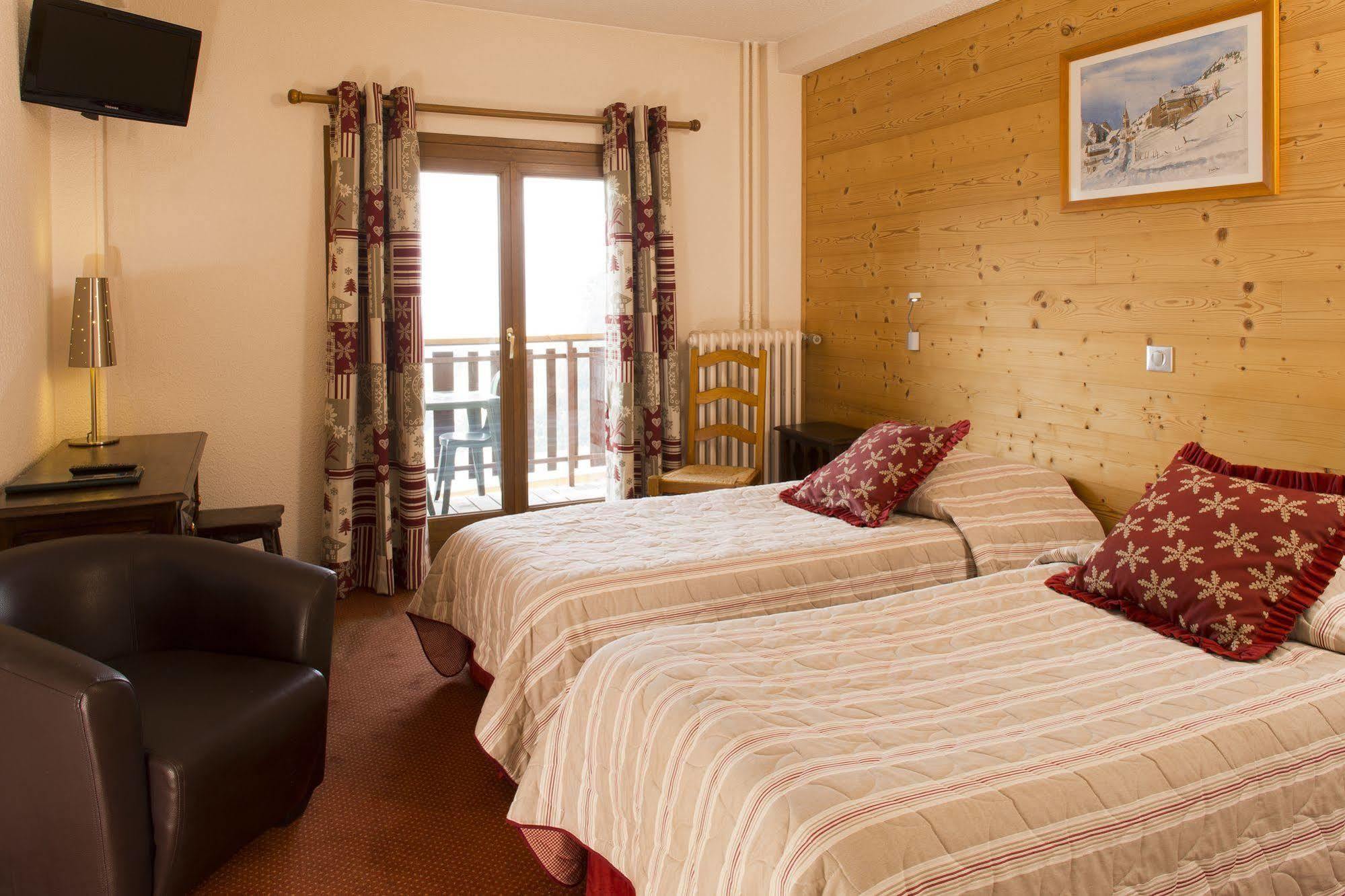Le Castillan Alpe d'Huez ภายนอก รูปภาพ