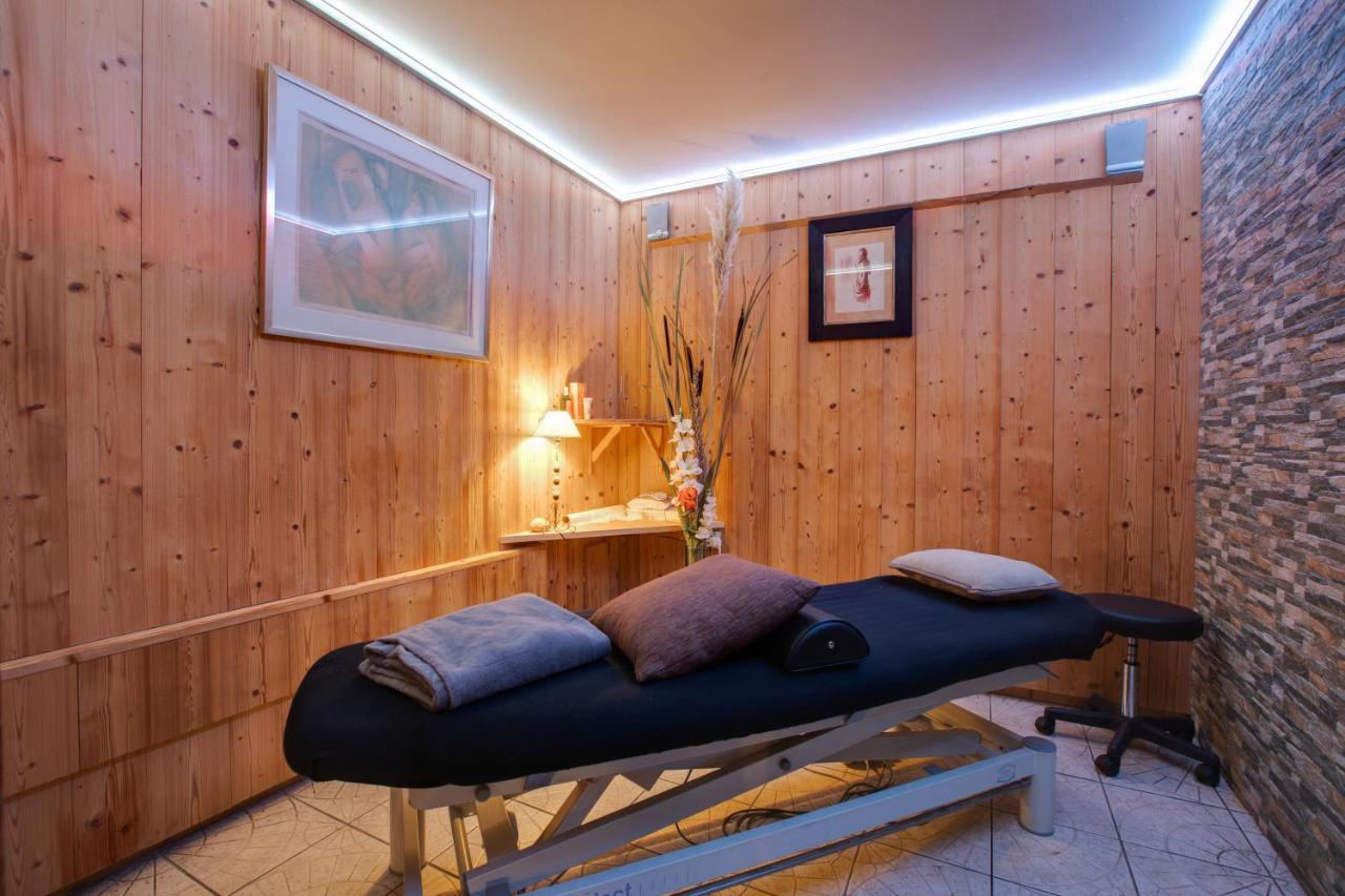 Le Castillan Alpe d'Huez ภายนอก รูปภาพ